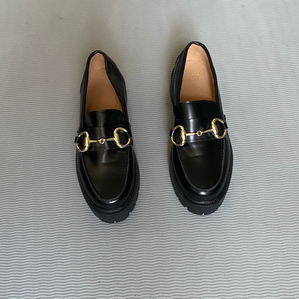 Chunky buckle detail loafers. Brand new, black, US 5.5, EUR 36